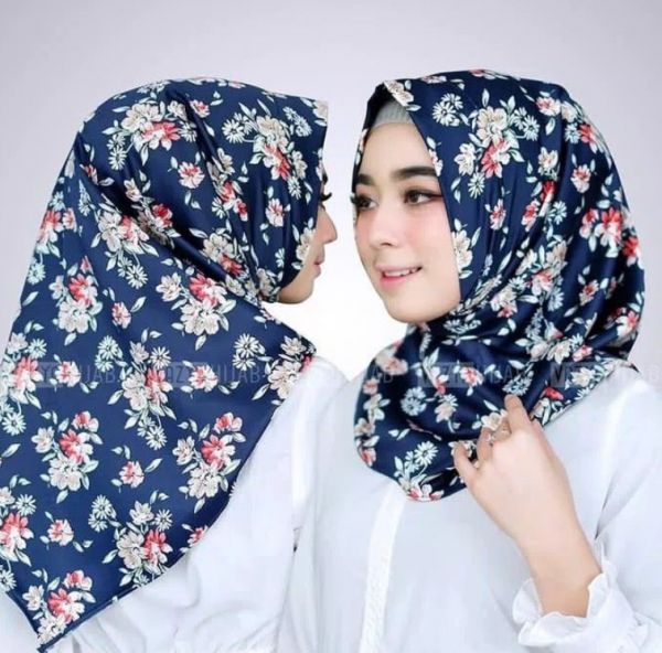 Hijab instan dengan bahan velvet